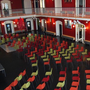 Kantinestol – moedestol – Cast-stabelstole
