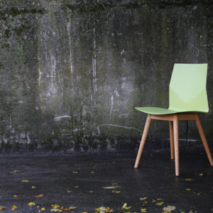 Four- Design - Four -Cast - Wood - Kantinestole - Moedestole