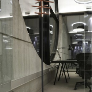 Crossway - kontor – garderobe – stumtjener