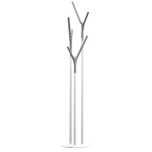 Frost---Wishbone---Garderobe---Kontortilbehoer