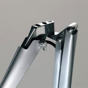 Fortebraccio - Skrivebordslampe - Skrivebordslamper - Kontormoebler - Bordlampe