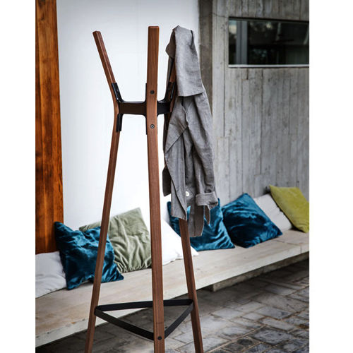 Magis - Steelwood Coat Stand - Garderobe - Garderobesystem - Opbevaring - Stumtjene-2 Kontortilbehoer - Steelwood– garderobe – stumtjener
