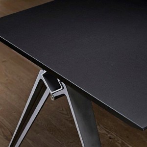 Grip-Kantinebord-moedebord-konferencebord-sort