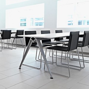 Grip-Kantinebord-moedebord-konferencebord-hvidt