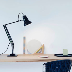 anglepoise-original-1227-skrivebordslampe-kontormoebler