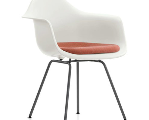 Vitra---Eames---DAX---Konferencestole---Moedestole---Kontormoebler---Design