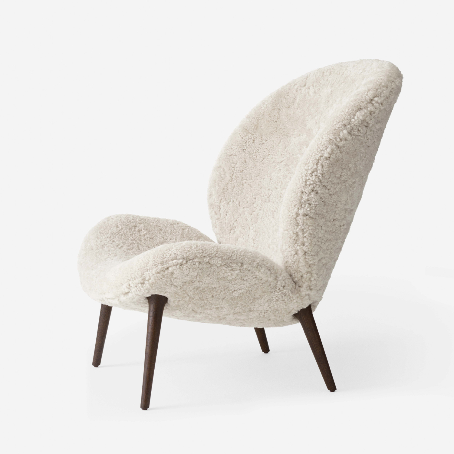 vipp466-lodge-lounge-curly09-02_0